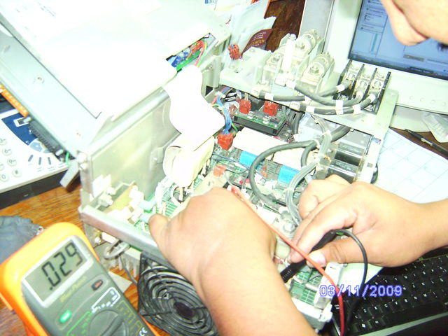 Reparando Flexpack300 de allegiance Electric para motor de 25Hp VDC.